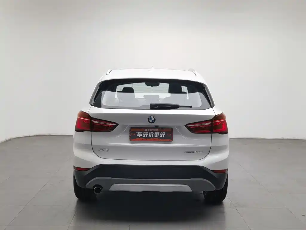 BMW X1 — фото 4