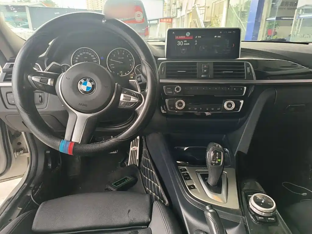 BMW 3 Series — фото 10