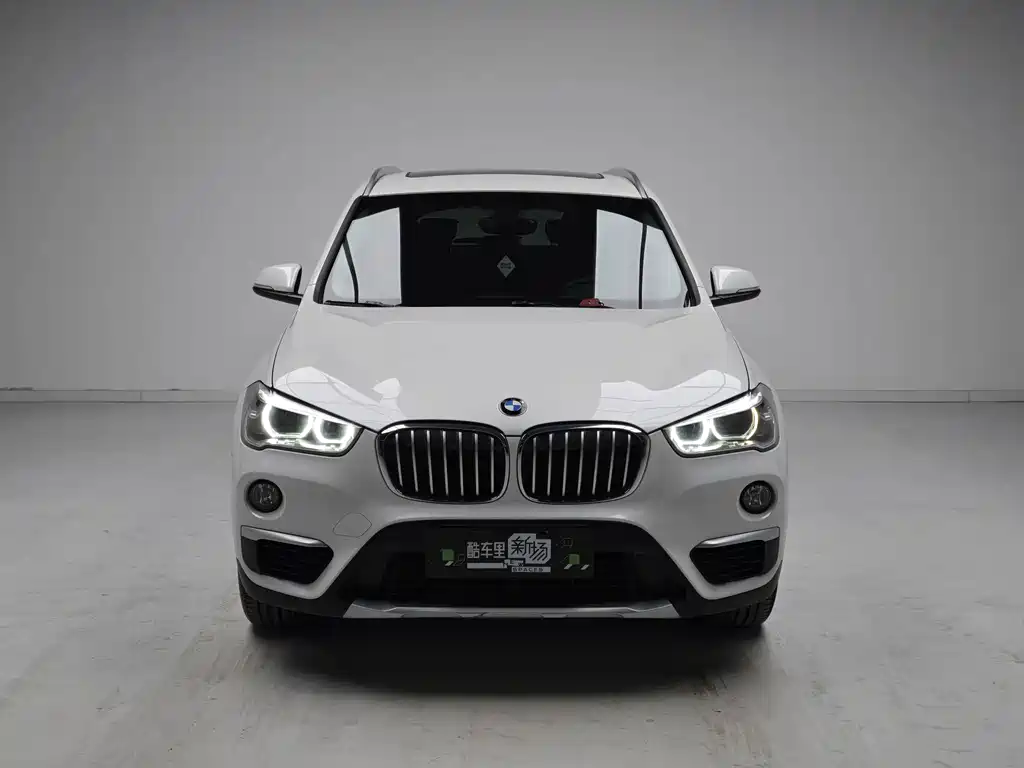 BMW X1 — фото 2