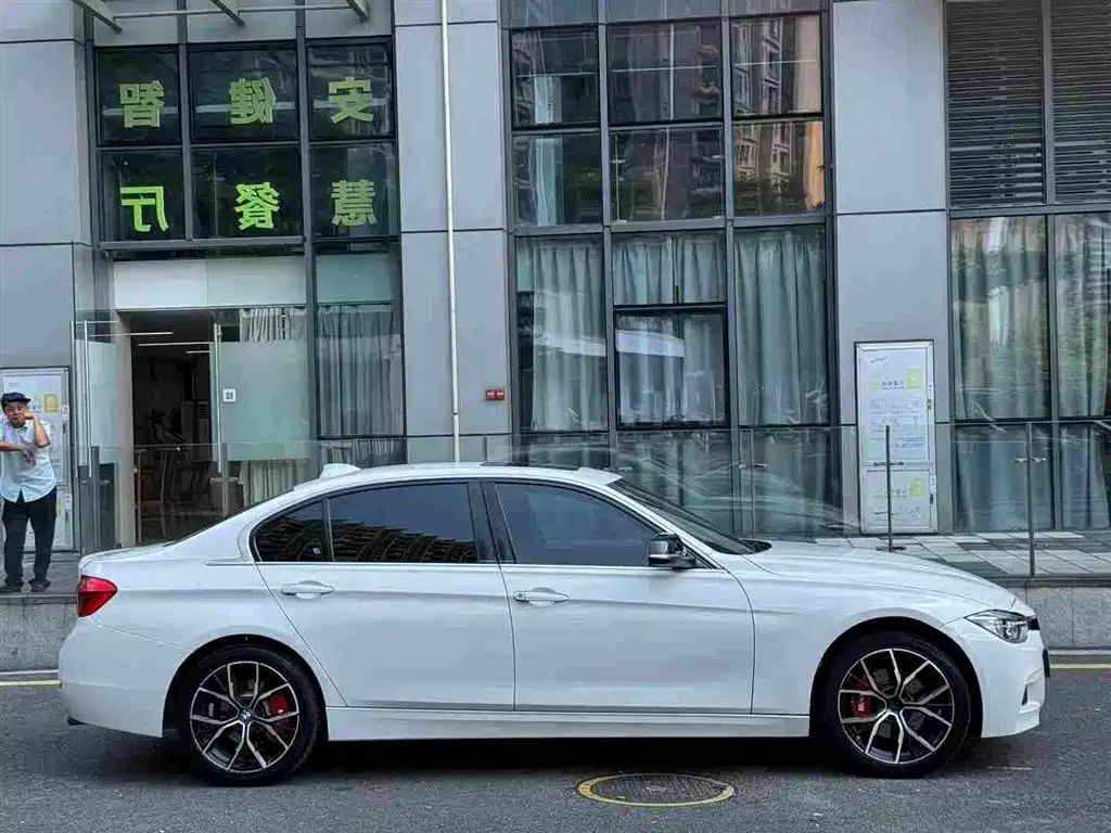 BMW 3 Series — фото 4