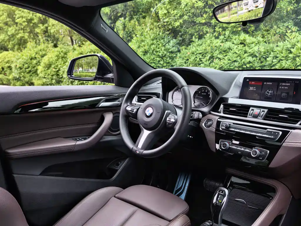 BMW X2 — фото 15
