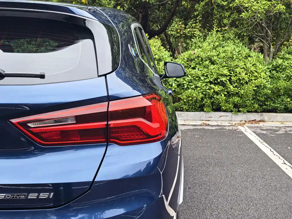 BMW X2 — фото 9