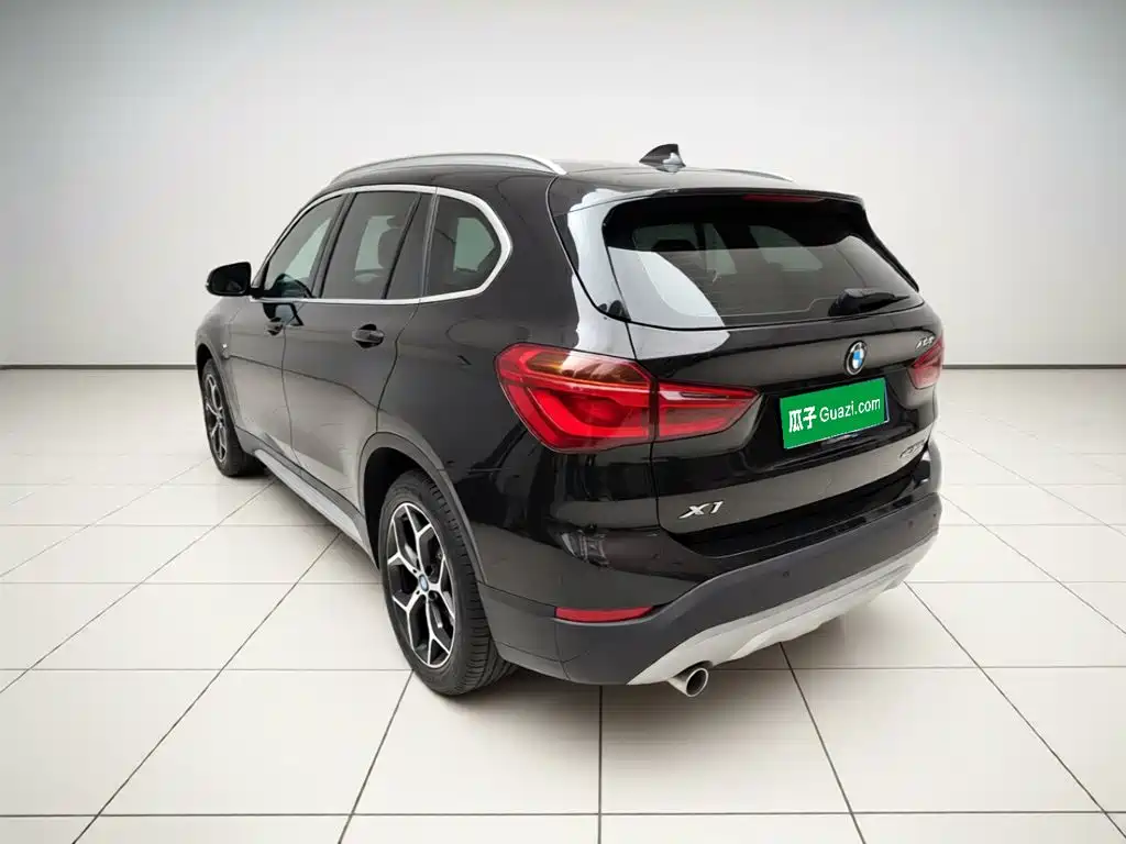 BMW X1 — фото 4