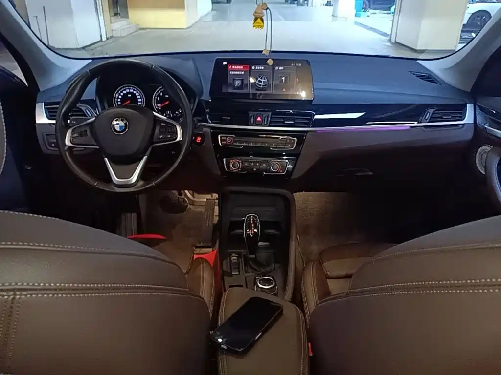 BMW X1 — фото 10