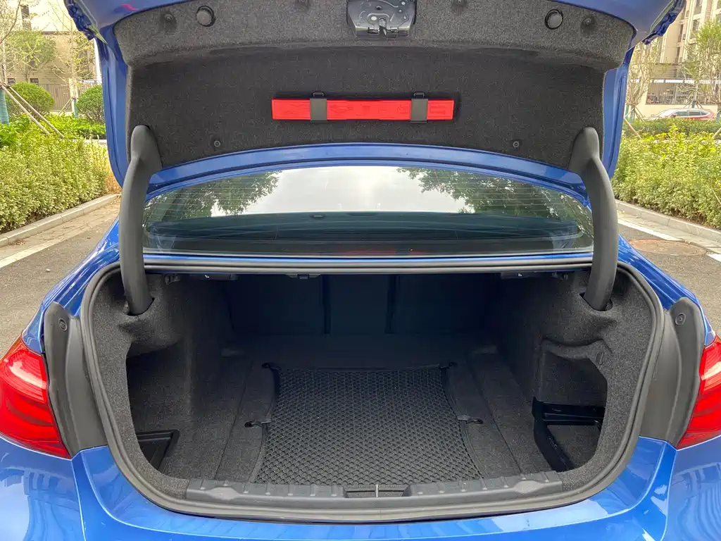 BMW 3 Series — фото 18
