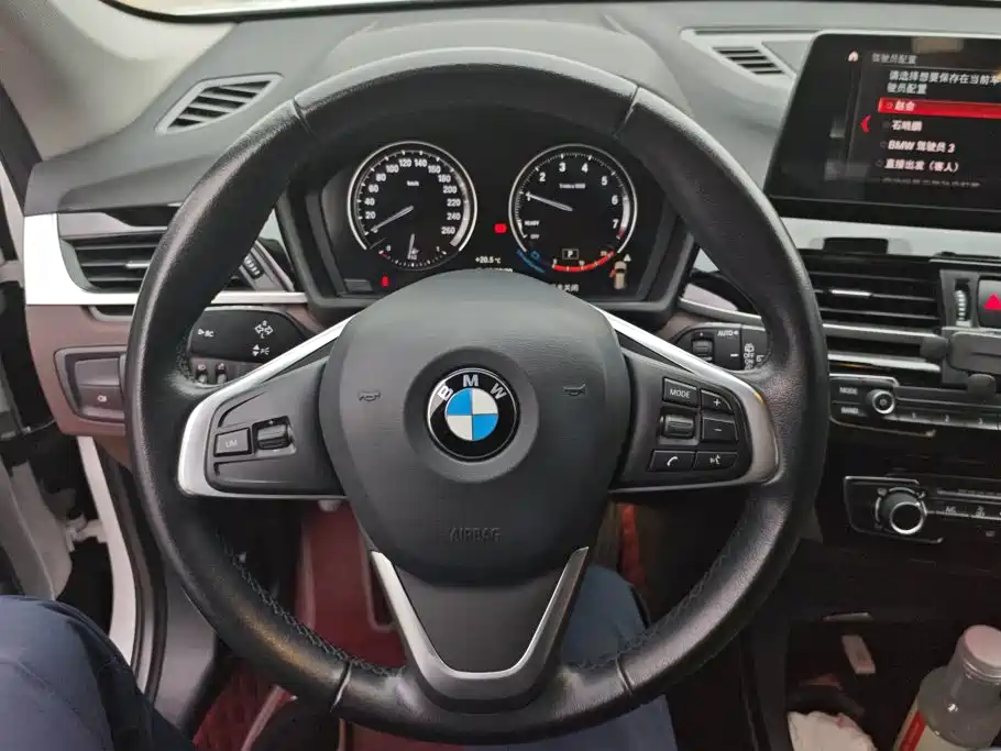 BMW X1 — фото 14