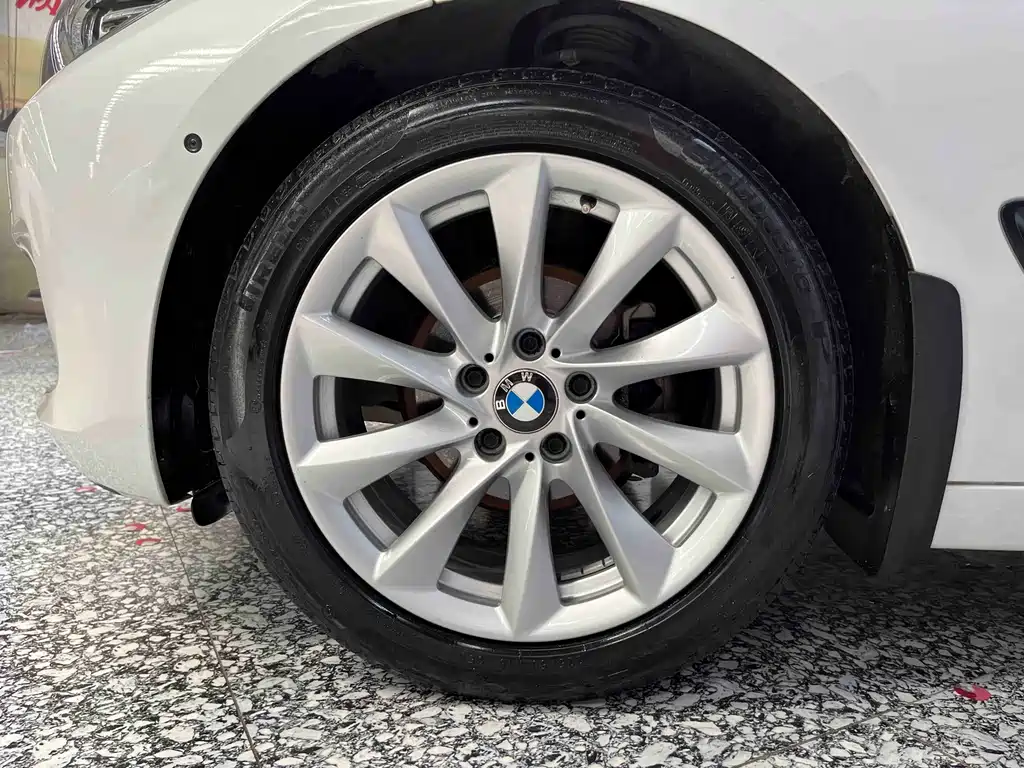 BMW 3 Series GT — фото 15