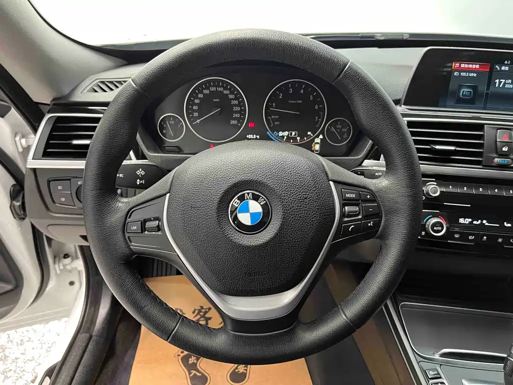BMW 3 Series GT — фото 8