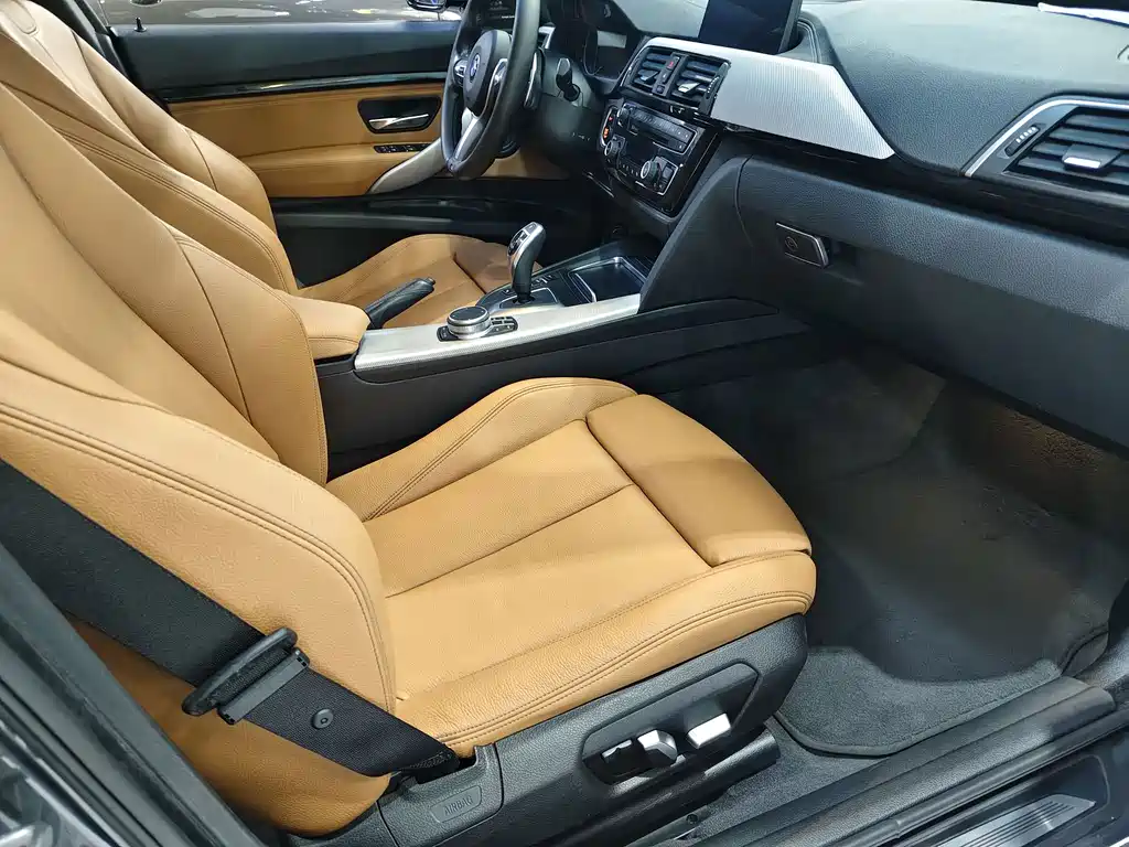 BMW 3 Series GT — фото 11