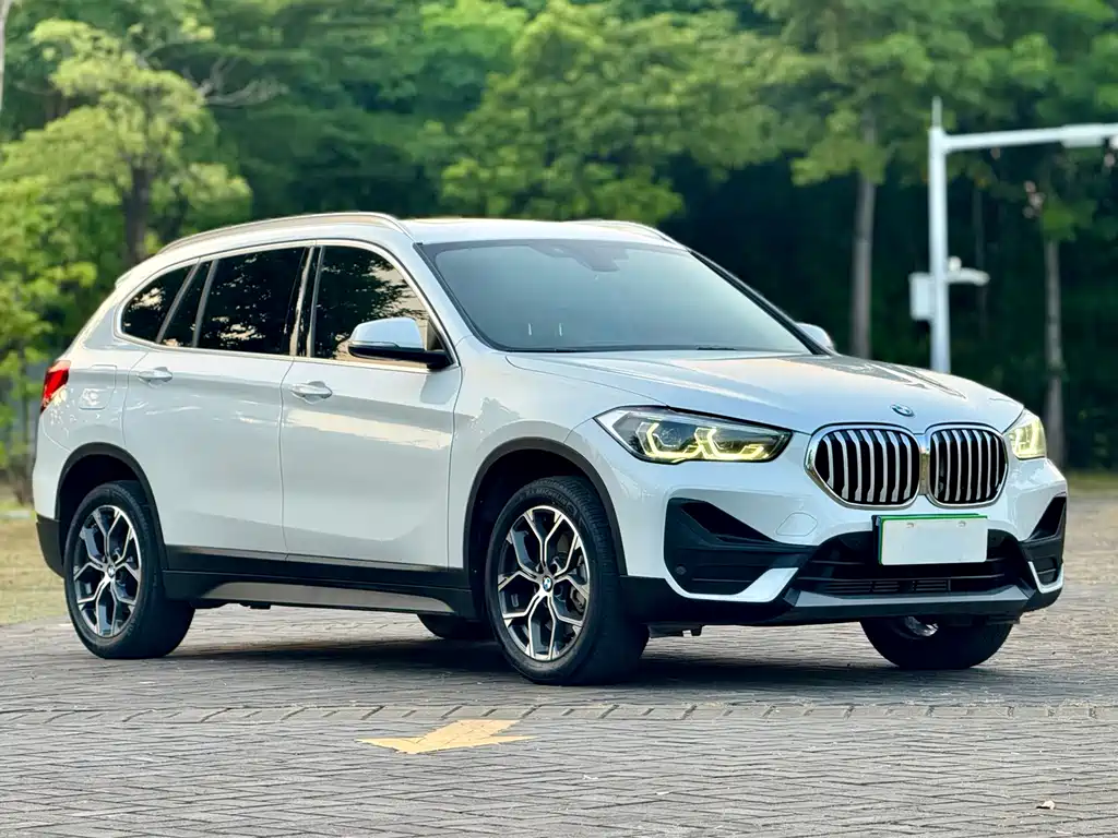 BMW X1 — фото 3