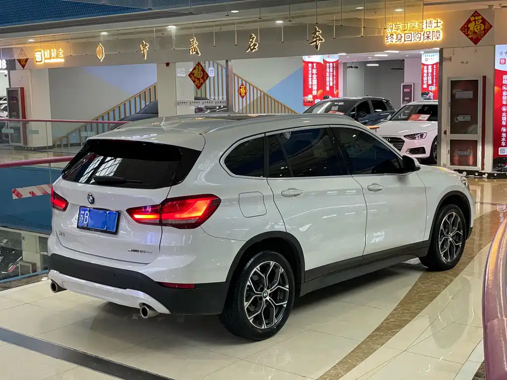 BMW X1 — фото 3
