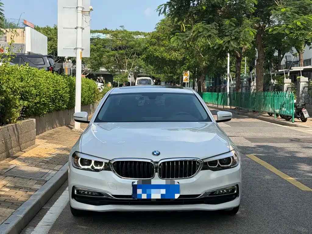 BMW 5 Series — фото 2