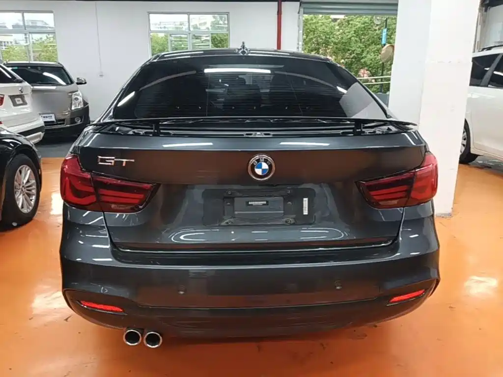 BMW 3 Series GT — фото 6