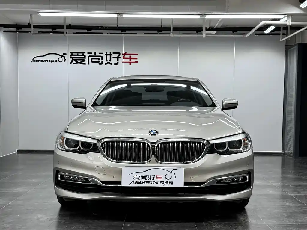 BMW 5 Series — фото 2