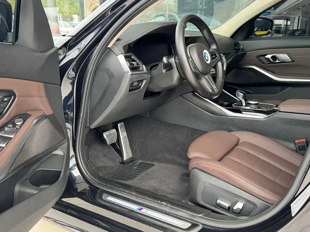 BMW 3 Series — фото 11