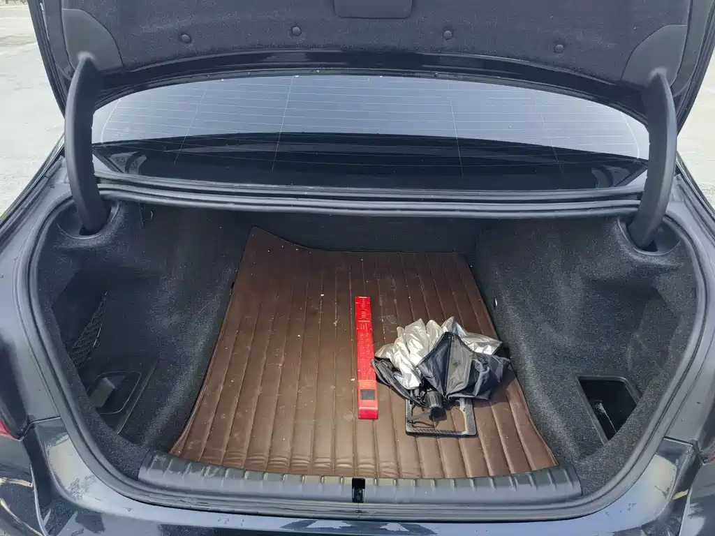 BMW 5 Series (Import) — фото 13