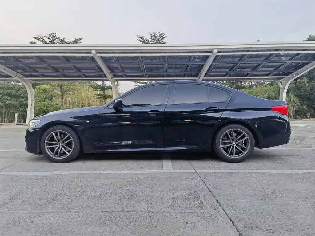 BMW 5 Series (Import) — фото 5