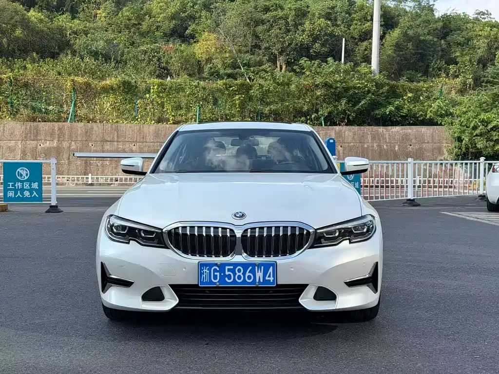 BMW 3 Series — фото 2