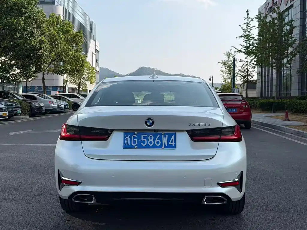 BMW 3 Series — фото 15
