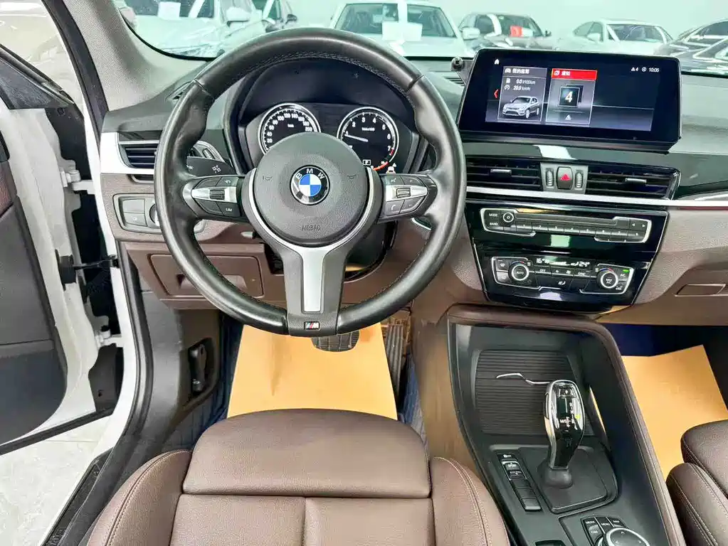 BMW X1 — фото 16