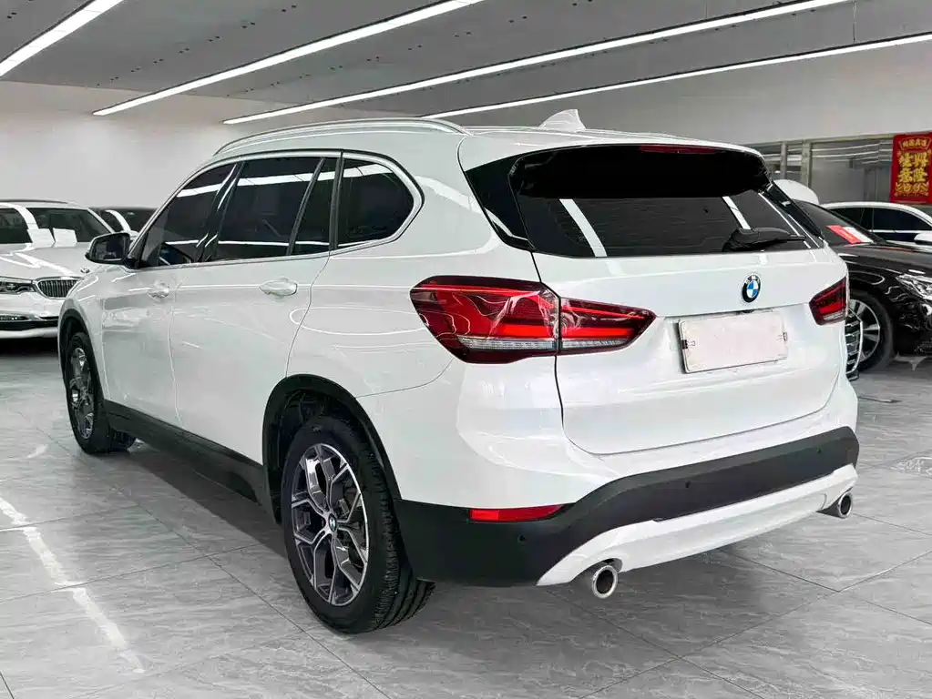 BMW X1 — фото 4