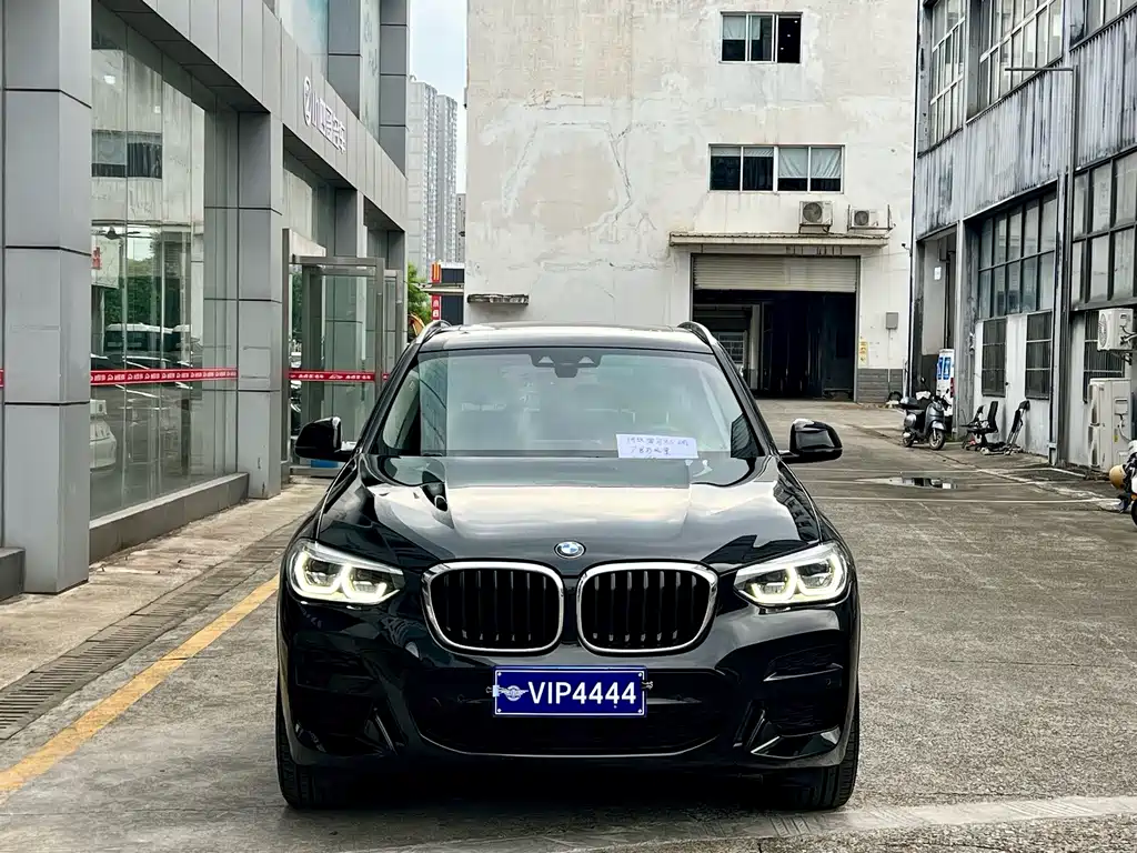 BMW X3 — фото 2