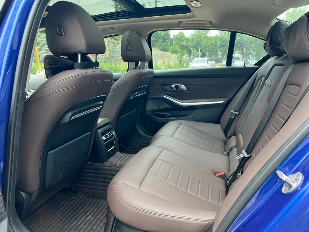 BMW 3 Series — фото 10