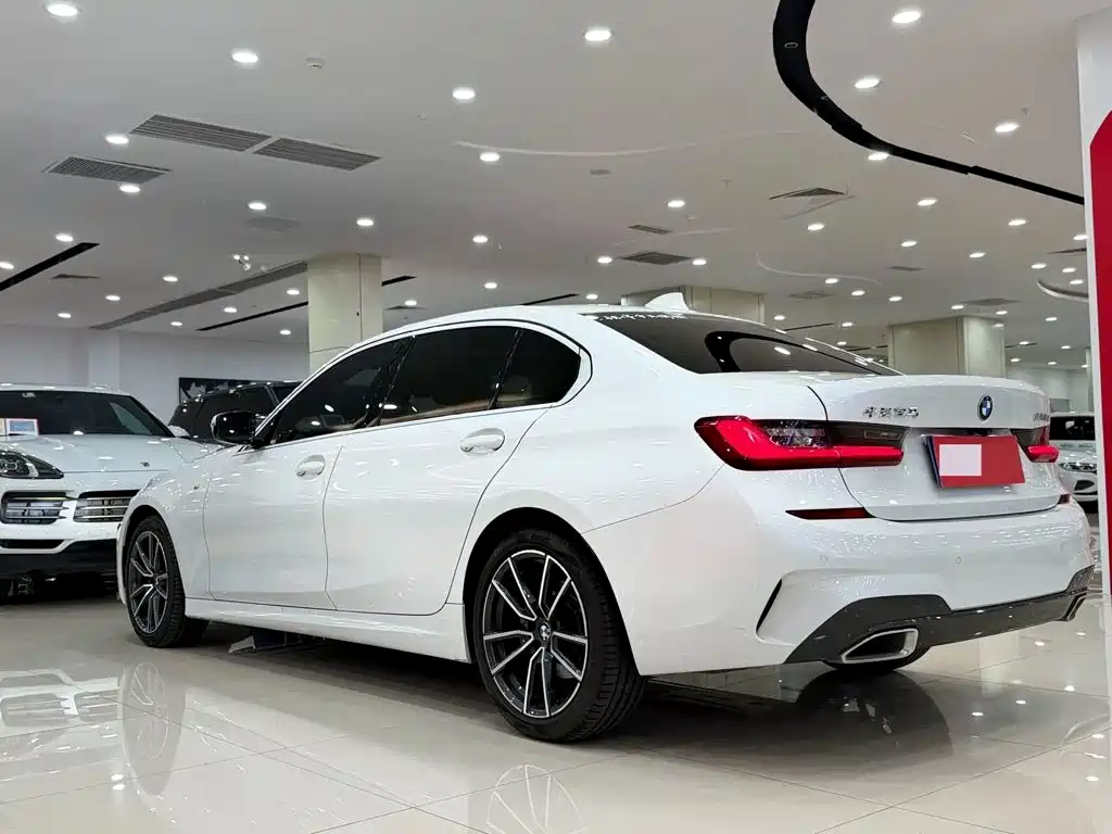 BMW 3 Series — фото 13