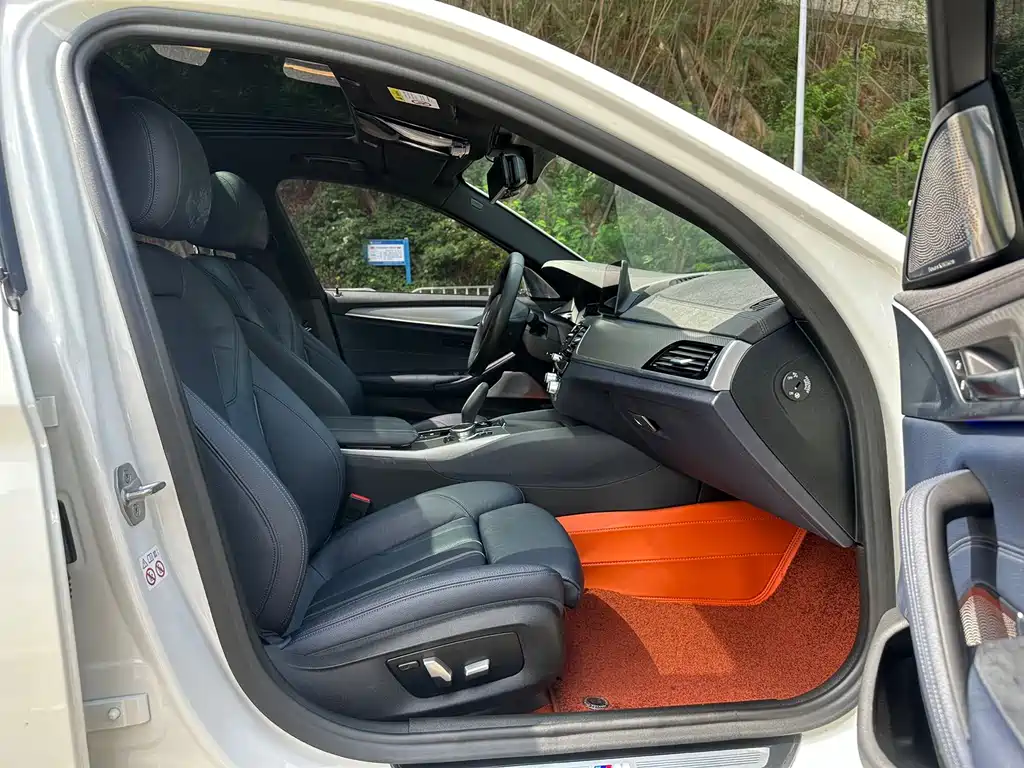 BMW 5 Series (Import) — фото 13