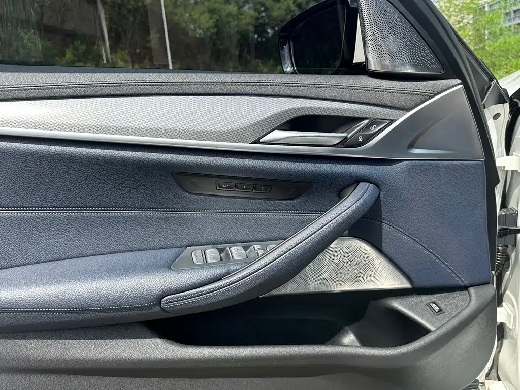 BMW 5 Series (Import) — фото 7
