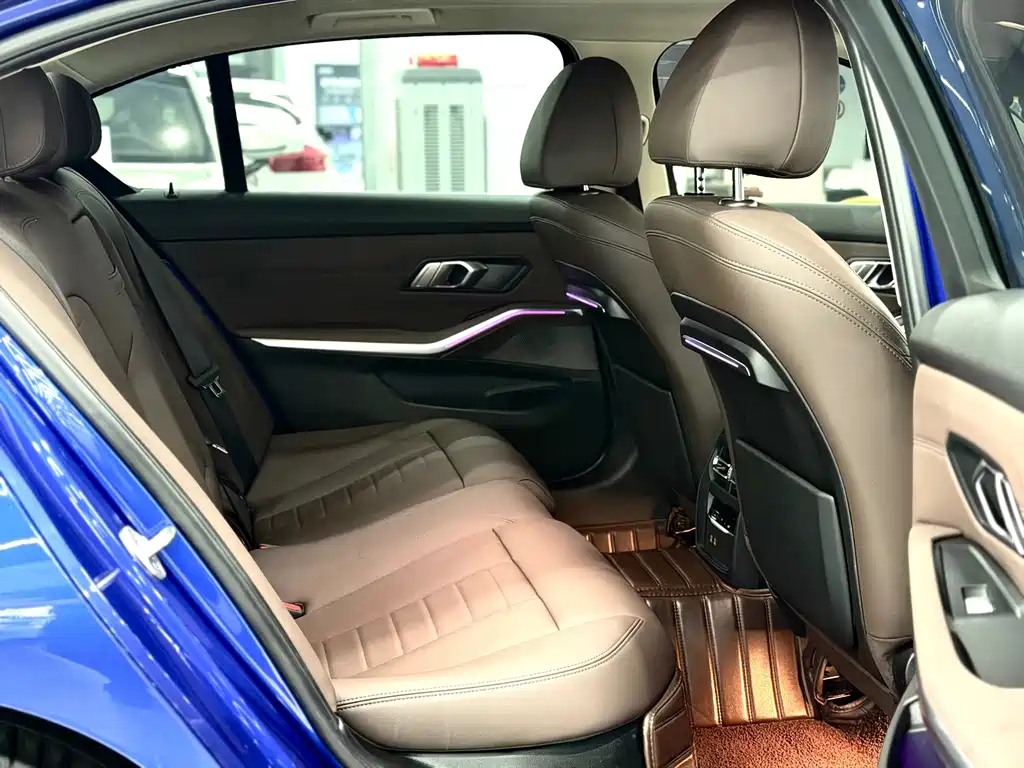 BMW 3 Series — фото 10