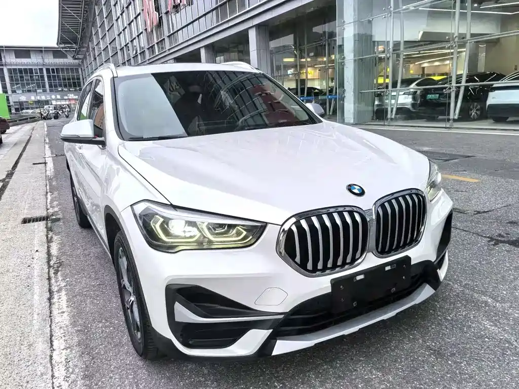 BMW X1 — фото 3