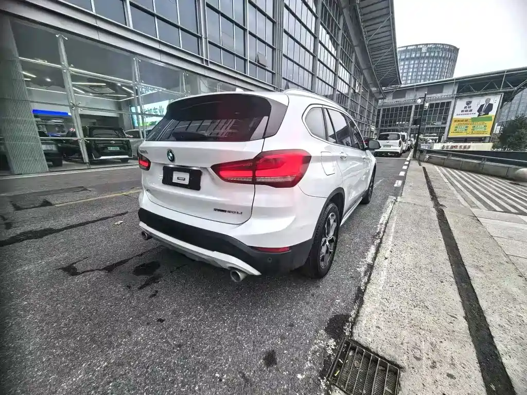 BMW X1 — фото 6