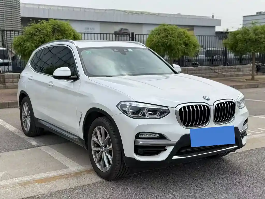 BMW X3 — фото 3