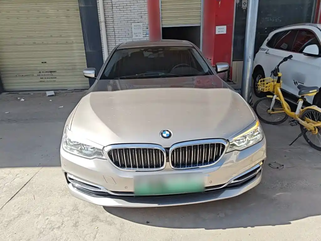 BMW 5 Series New Energy — фото 3
