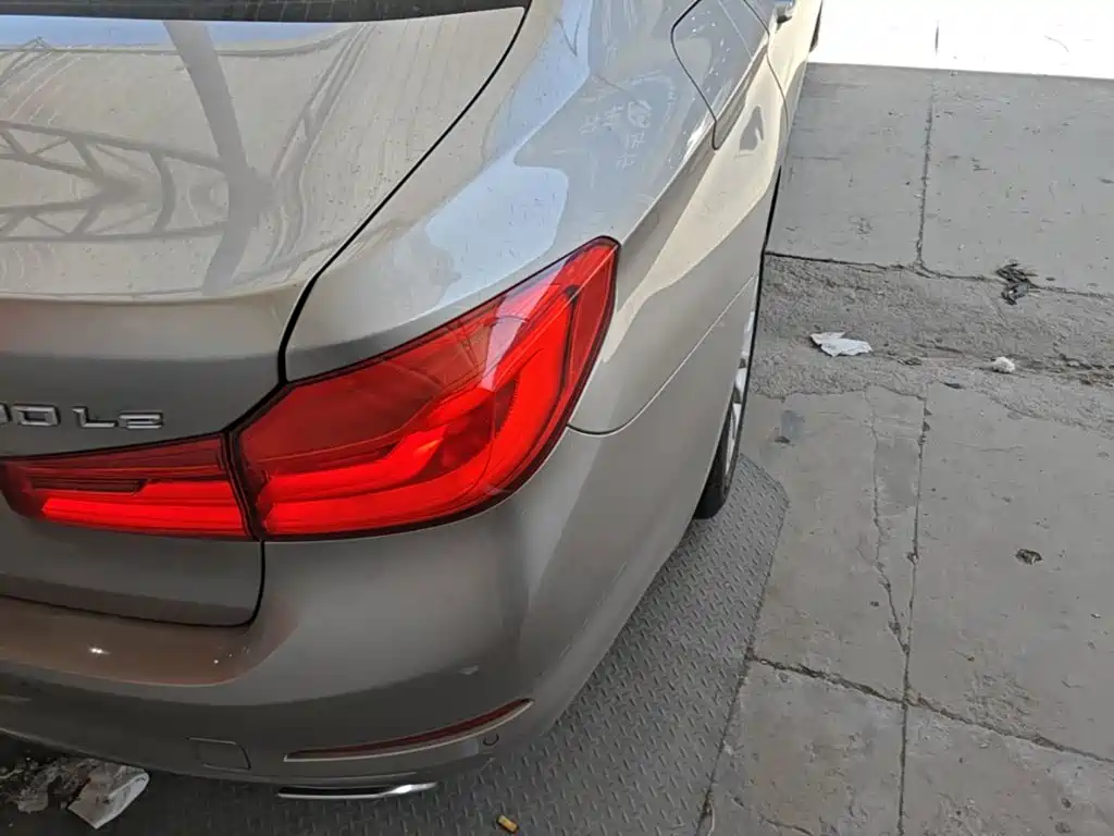 BMW 5 Series New Energy — фото 25