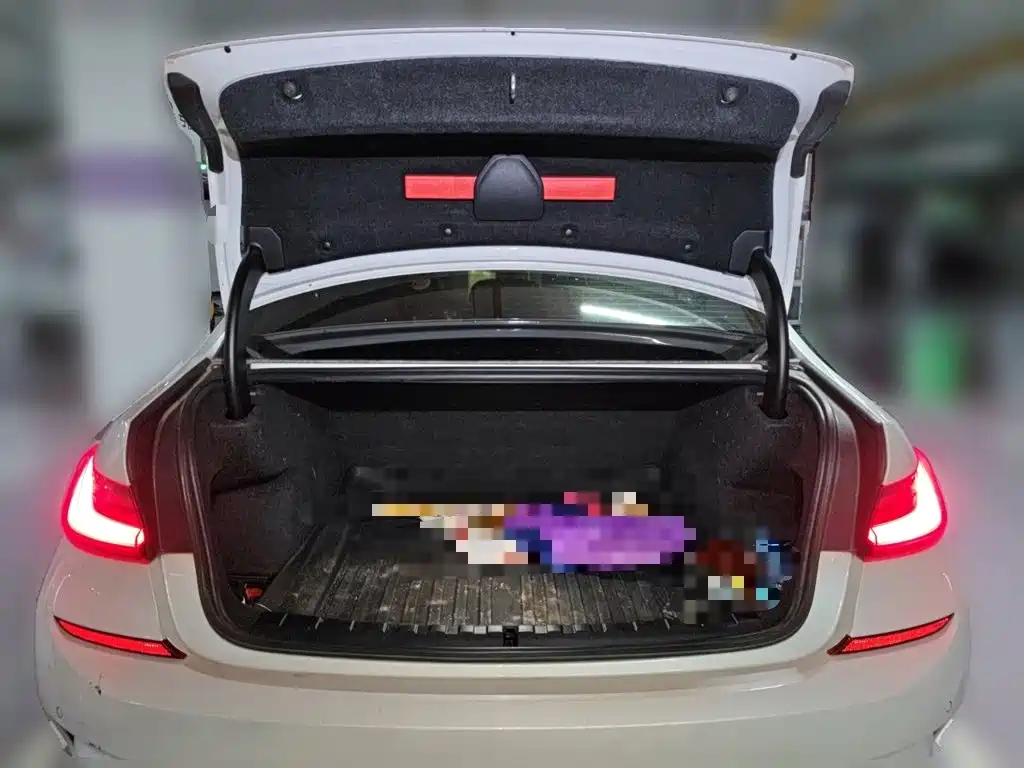 BMW 3 Series — фото 10