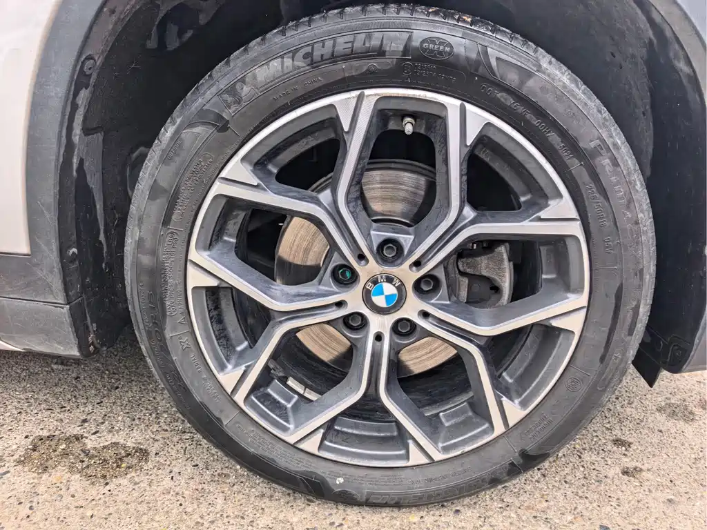 BMW X1 — фото 14