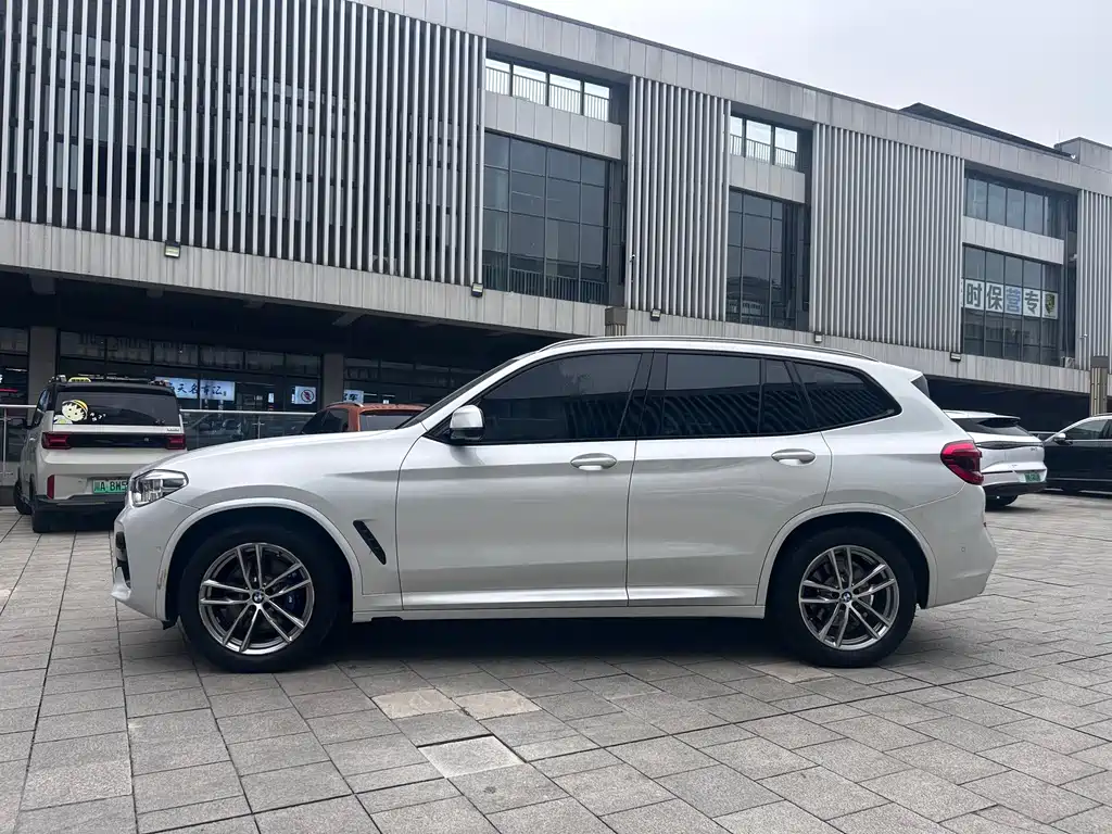 BMW X3 — фото 4