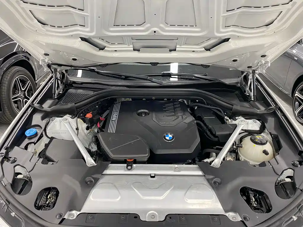 BMW X3 — фото 25