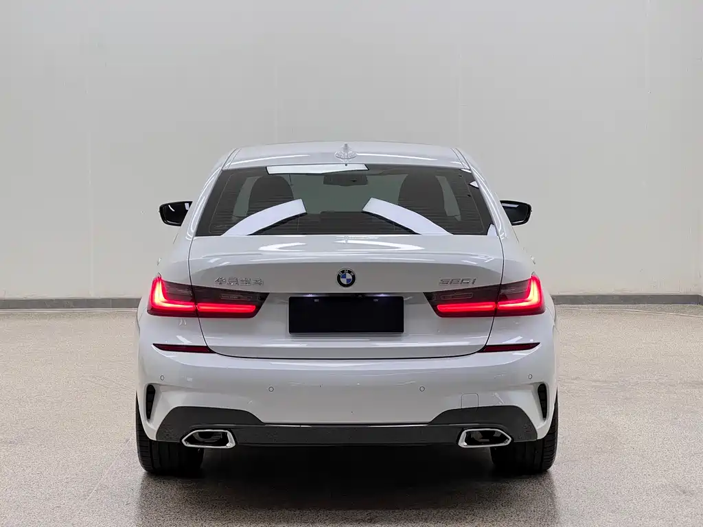 BMW 3 Series — фото 8