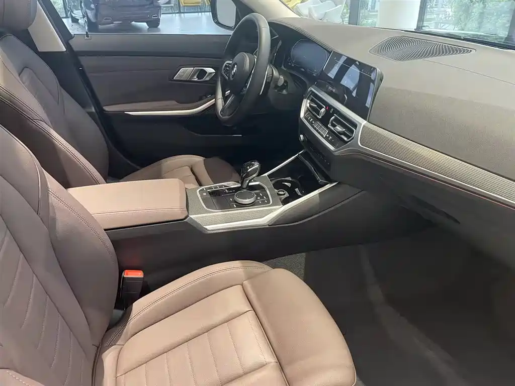 BMW 3 Series — фото 11
