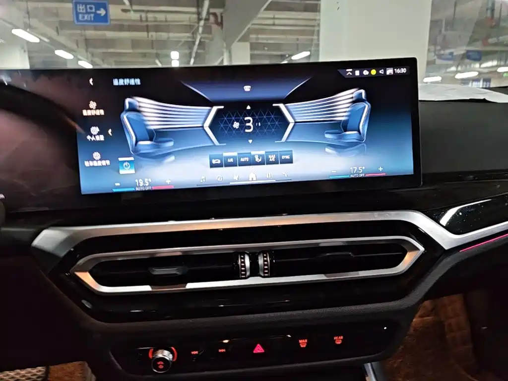 BMW i3 — фото 13