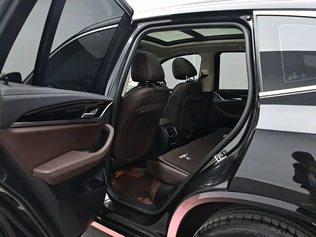 BMW X3 — фото 14