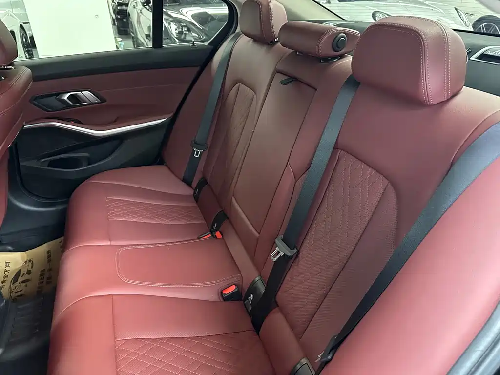 BMW 3 Series — фото 11