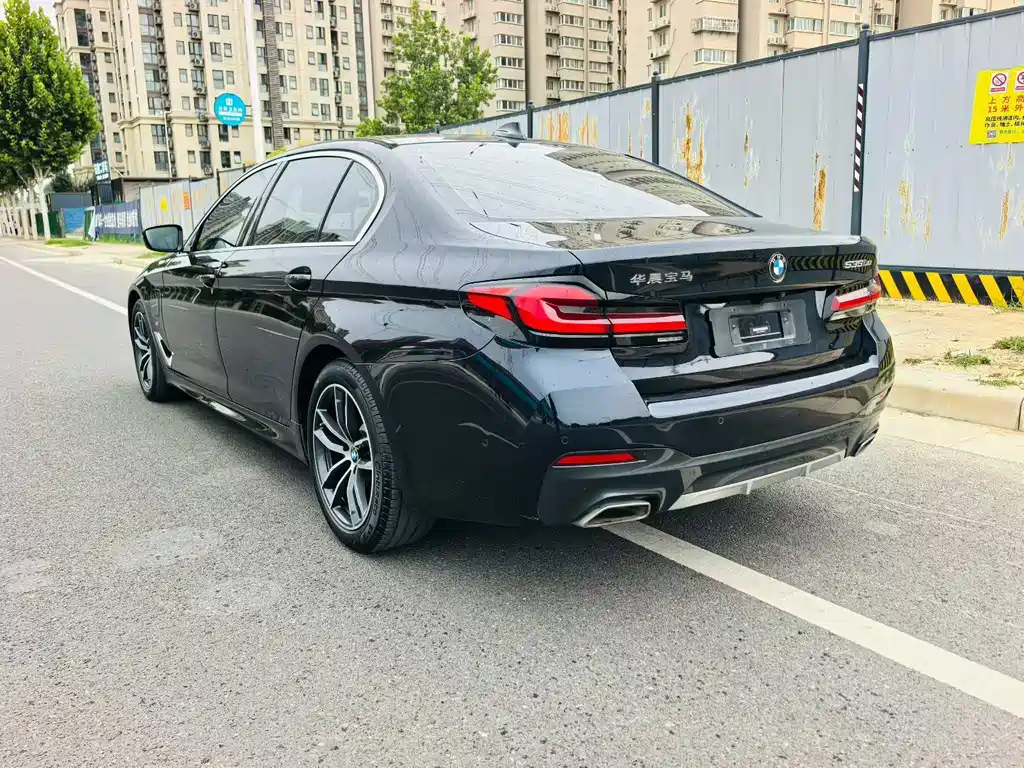 BMW 5 Series New Energy — фото 7