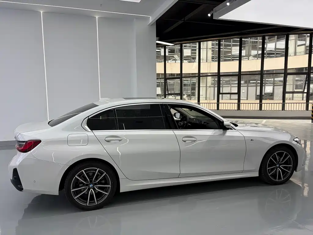BMW 3 Series — фото 15
