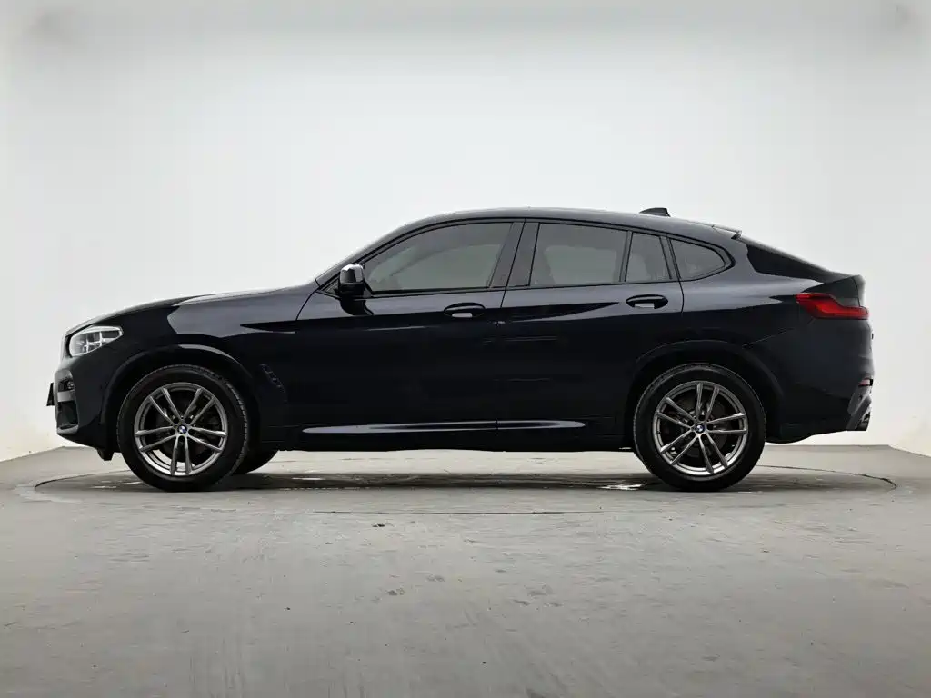 BMW X4 — фото 5