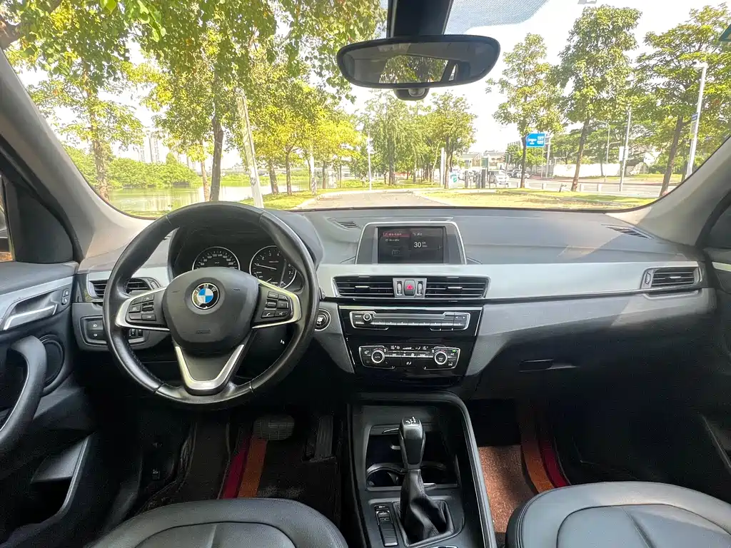 BMW X1 — фото 19