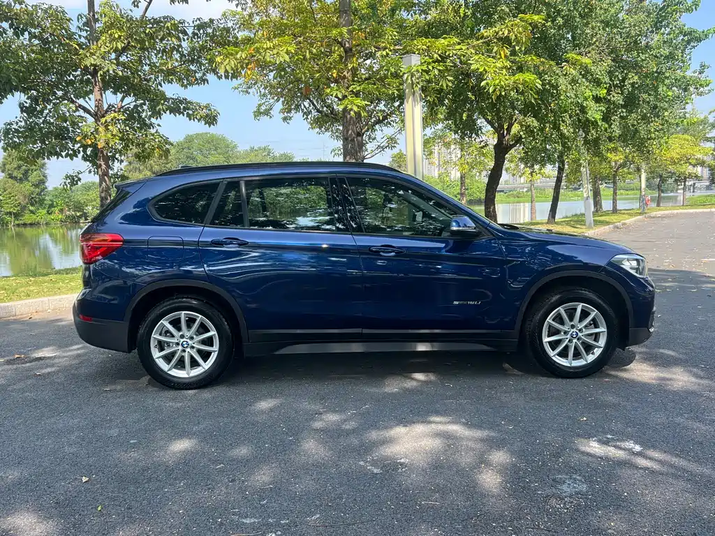 BMW X1 — фото 4